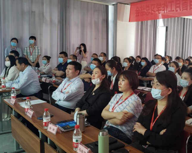 家鄉(xiāng)好攜手華商縱橫項目首月工作學(xué)習(xí)總結(jié)會